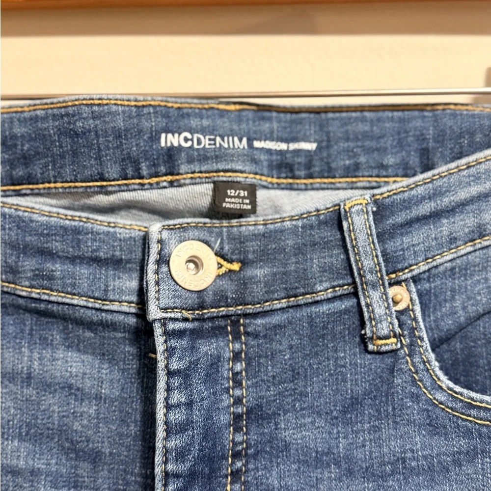 INC International Concepts Women's Madison Skinny Distressed Ankle Jeans Size 12 - Picture 3 of 9